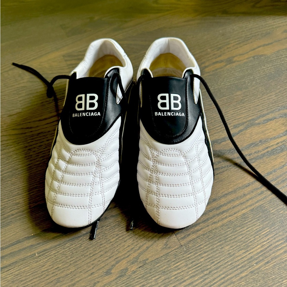 Balenciaga Zen Sneakers
